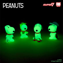 Load image into Gallery viewer, Peanuts FUN! FUN! MINI Wave 01 (Athlete Snoopy) Individual Blind Box