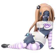 Load image into Gallery viewer, DCON24 3DRetro x Fafi Violette (Nighttime Colorway)