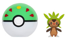 Load image into Gallery viewer, Pokémon Clip 'N' Go 2-Inch Battle Figure and PokéBall Accessory - Chespin
