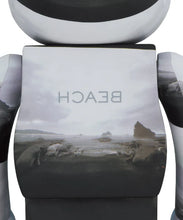 Load image into Gallery viewer, BE@RBRICK DEATH STRANDING 1000% close up view