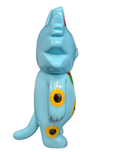Load image into Gallery viewer, Flat Cat (Blue Maneki)