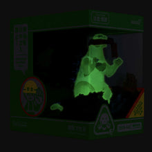 Load image into Gallery viewer, Super7 TOHO REACTION FIGURES - MINUS ONE (TRAIN BITER - GLOW)