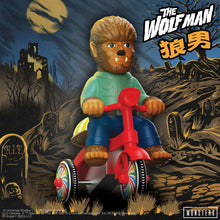 Load image into Gallery viewer, Universal Monsters Super Cycles The Wolf Man (Brown w/ Red Trike)