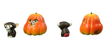 Load image into Gallery viewer, Johnny Sheep - Pumpkin