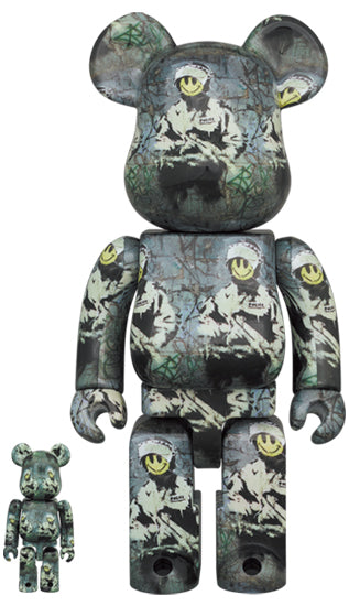 Be@rbrick Riot Cop 100％ and 400％ – 3DRetro