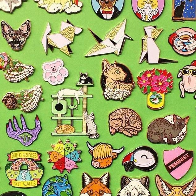 Random Enamel Pin – 3DRetro