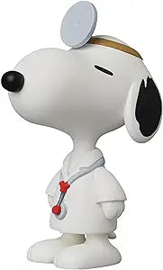 UDF Peanuts Doctor Snoopy Figure