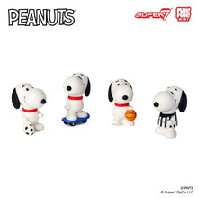 Load image into Gallery viewer, Peanuts FUN! FUN! MINI Wave 01 (Athlete Snoopy)  Individual Blind Box
