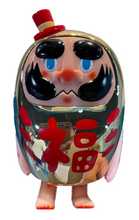 Load image into Gallery viewer, How2Work Daruman Gold/Gold Chrome Sofubi Figure - BLIND BOX
