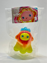 Load image into Gallery viewer, Hyper pop Myonny Sofubi
