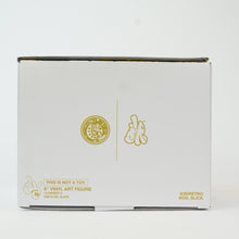 Load image into Gallery viewer, OG Slick LV HANDS VINYL FIGURE GOLD
