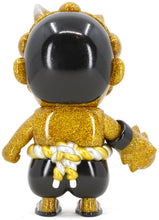 Load image into Gallery viewer, How2work Oma Oniki The Ninja Tribe Sofubi Figure (Gold Glitter Edition)
