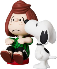Load image into Gallery viewer, Peanuts UDF No.827 - Peppermint Patty &amp; Snoopy
