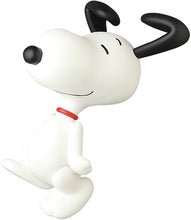 Load image into Gallery viewer, Medicom Dancing Snoopy 1965 Version VCD Figure
