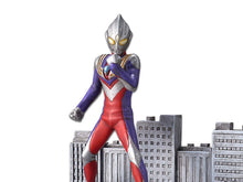 Load image into Gallery viewer, Ultraman Tiga Special Effects Stagement

