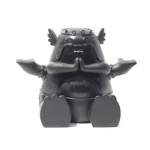 Load image into Gallery viewer, Munky King x DGPH Tsuchi Figure (Black)

