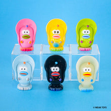 Load image into Gallery viewer, HELLO IN THE WORLD !! Vol. 2 WEAK FINISHER - Oyster Figure Collection
