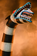 Load image into Gallery viewer, BEETLEJUICE BEETLEJUICE - ULTIMATE MATADOR BEETLEJUICE &amp; SANDWORM 7" SCALE ACTION FIGURE 2-PACK
