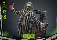 Load image into Gallery viewer, Beetlejuice 1/6thd Scale Figure - Hot Toys
