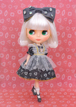 Load image into Gallery viewer, Blythe Bijou Brilliant Doll
