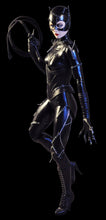 Load image into Gallery viewer, Batman Returns - 1/4 Scale Action Figure - Catwoman (Michelle Pfeiffer)
