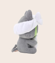 Load image into Gallery viewer, Hakongee 6" Plush - Sitting with Face Mask
